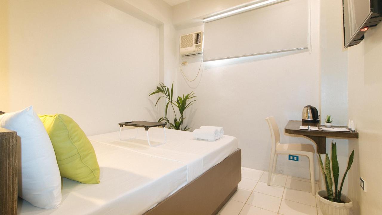 Urbanview At San Antonio's Place Sampaloc Manila
